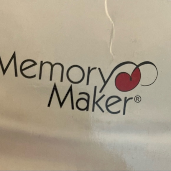 Memory Maker  silver & pearl bracelet w/ reversible picture frames NIB - Picture 2 of 9